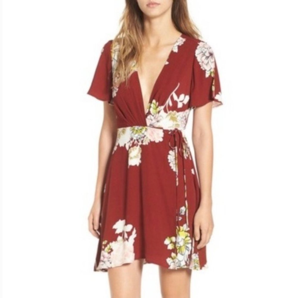 ASTR THE LABEL Nordstrom Rust Plunge Floral Wrap Mini Dress Size M